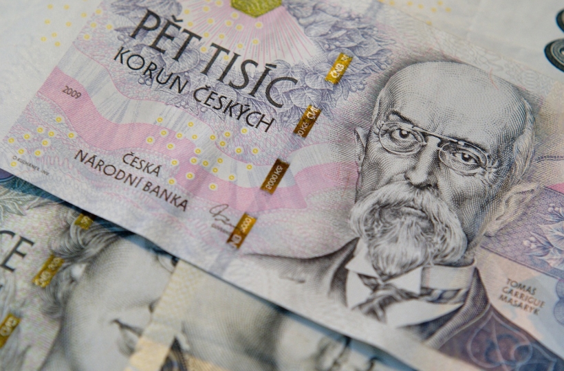 欧交易所app苹果版官方下载突破1000万!上线USDC零手续费并整合Solana转账