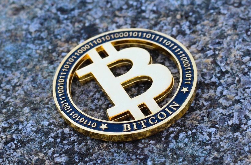 欧意交易所官方中文版完成2.0升级!支持10条公链与AI交易助手